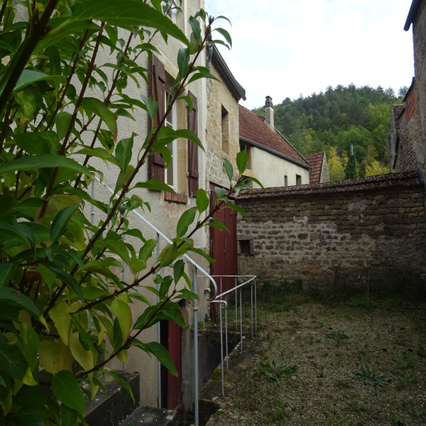 Offres de location Appartement Sermizelles 89200